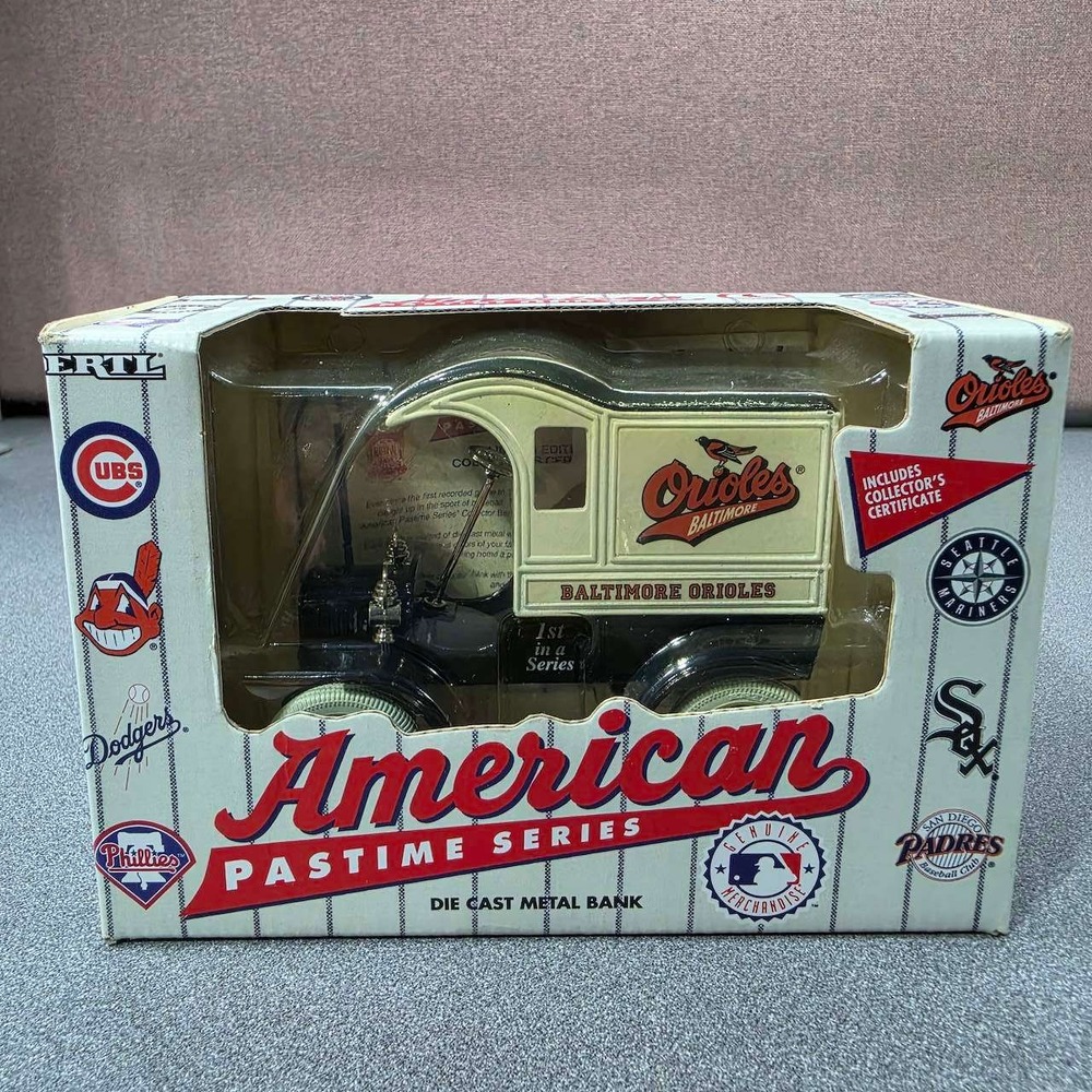 Ertl Baltimore Orioles Die Cast Metal Bank Cream New American Pastime